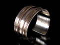 BRD265 Bracelet Tibétain Métal Argenté Cuivre Laiton