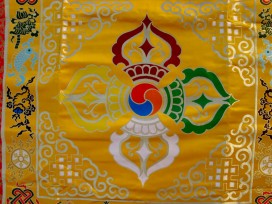 BB52 Bannière Tibétaine Dorje Signes Auspicieux du Bouddhisme