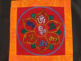 BB73 Bannière Tibétaine Mantra Om Mani Padme Hum