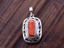 PA398 Pendentif Tibétain Argent Massif Corail