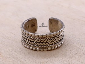 BD146 Bague Tibétaine