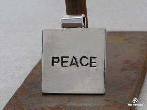 PA413 Pendentif Tibétain Argent Massif SHANTI PEACE Paix