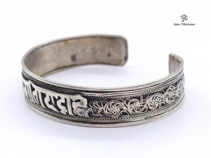 BRD183 Bracelet Tibétain Mantra Om Mani Padme Hum