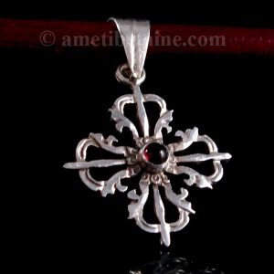 PA279 Pendentif Argent Massif Dorje Vajra Grenat – Image 4