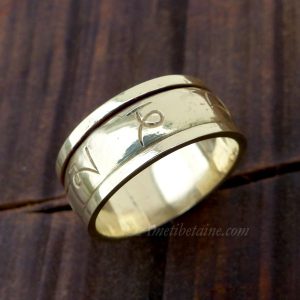 BD125 Bague Tibétaine Laiton Mantra Tibétain – Image 1