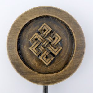 DDD87 Sculpture Nœud Sans Fin Bois Exotique – Image 1