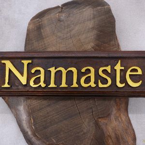 DMD58 Panneau en Bois NAMASTE – Image 1