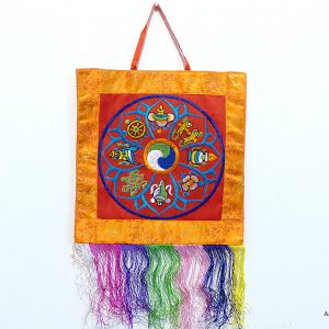 BB69 Bannière Tibétaine Signes Auspicieux du Bouddhisme – Image 1