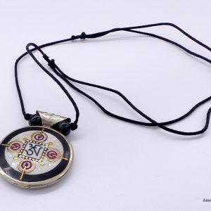 CD182 Collier Tibétain Yeux de Bouddha Om – Image 4